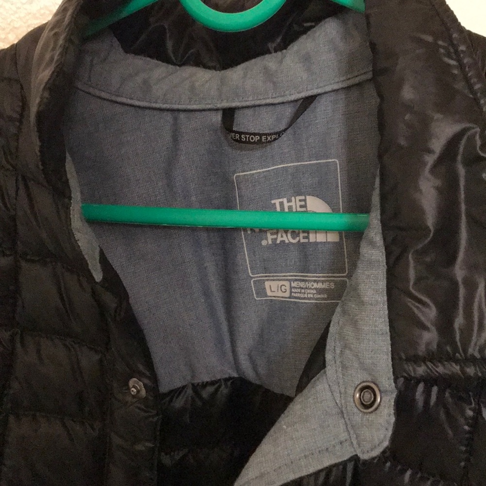 North face men’s jacket, great condition! - Picture 3 of 4